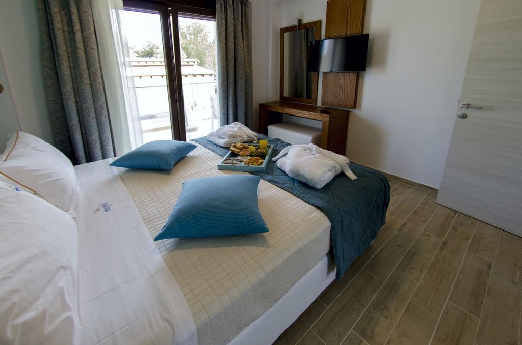 Hatzoudis Luxury Suites クリッシ・アモウディア エクステリア 写真