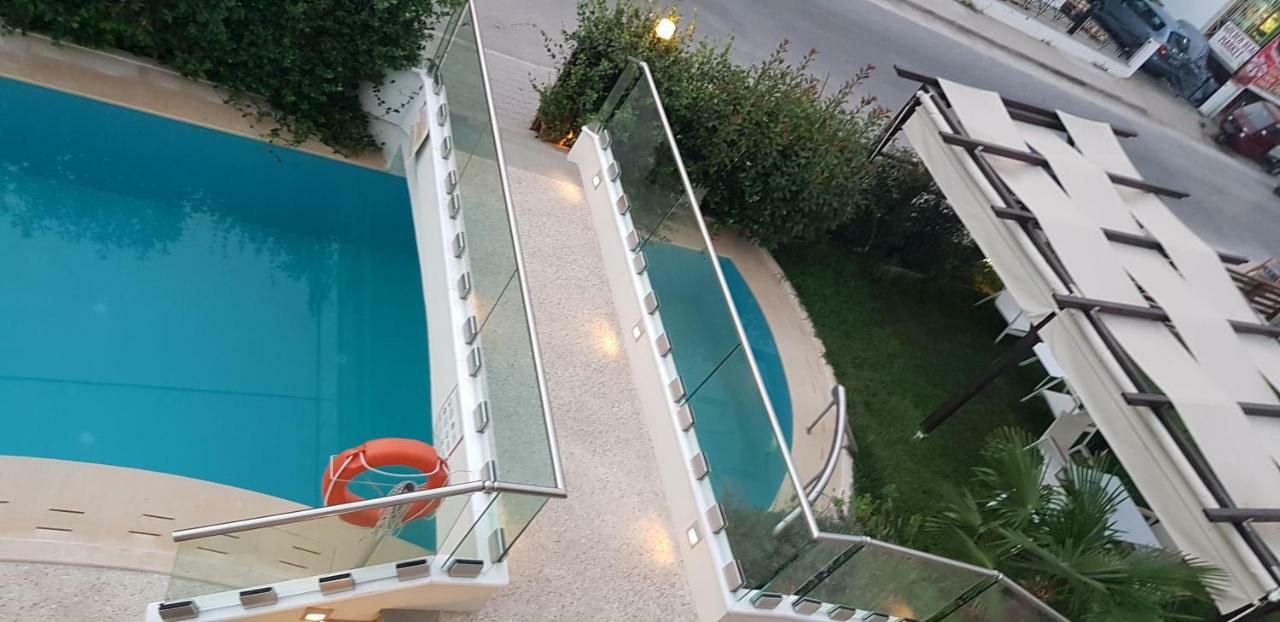 Hatzoudis Luxury Suites クリッシ・アモウディア エクステリア 写真